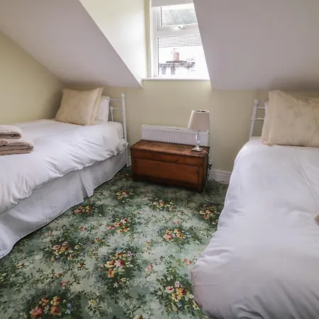 The River House بيت للعطل *