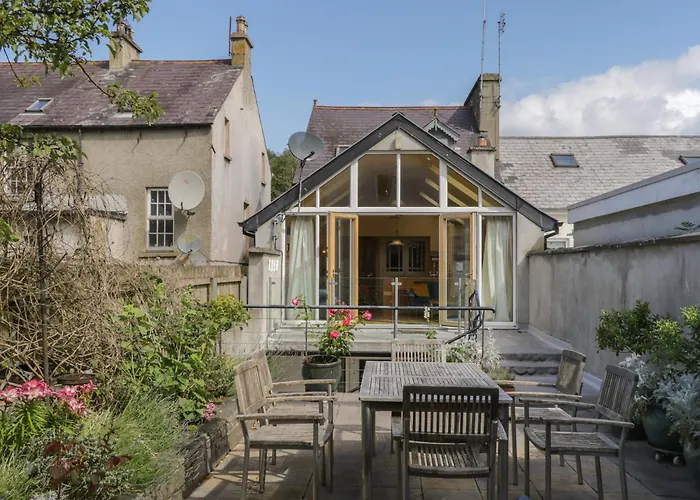 Semesterbostad The River House